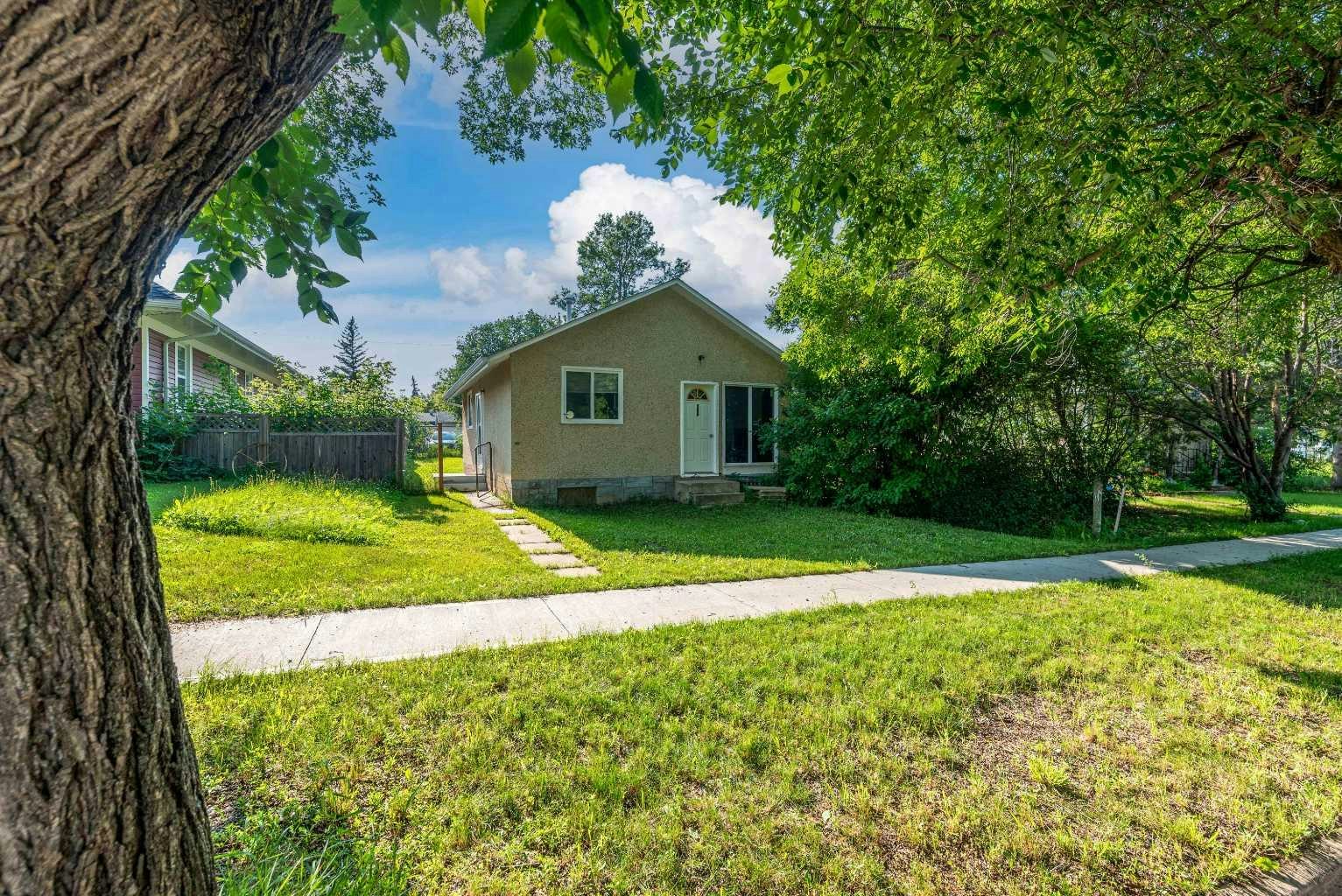 206 Main Street, Lashburn, SK, S0M 1H0