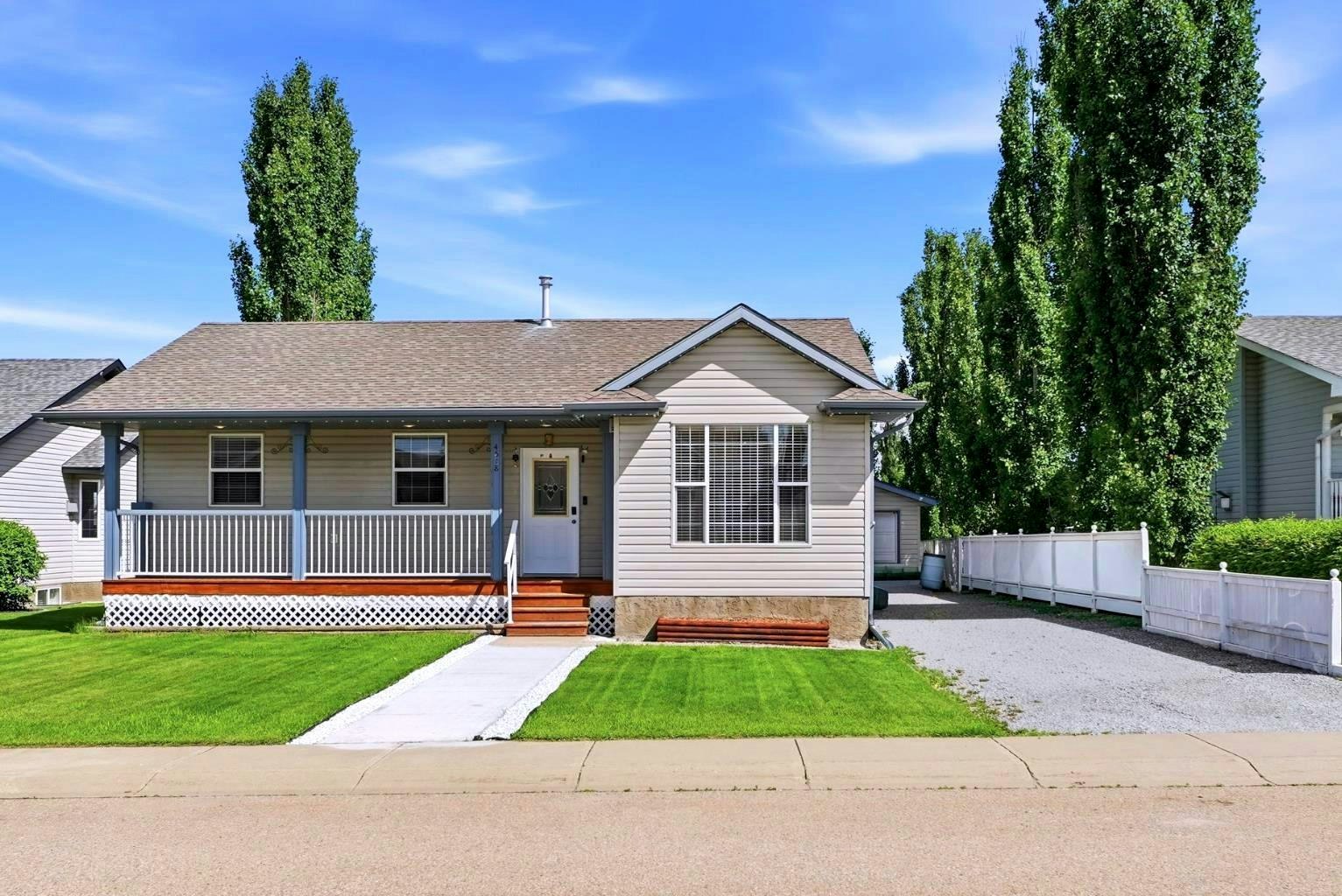 4518 54a Avenue Crescent, Innisfail, AB, T4G 1X8