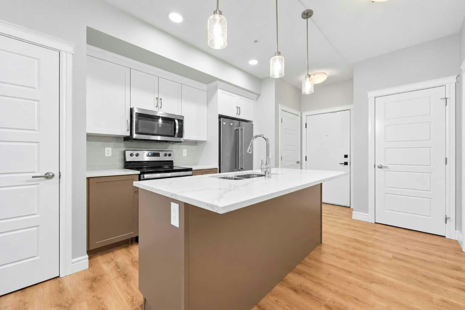211-19661 40 Street SE, Calgary, AB, T3M 3H3