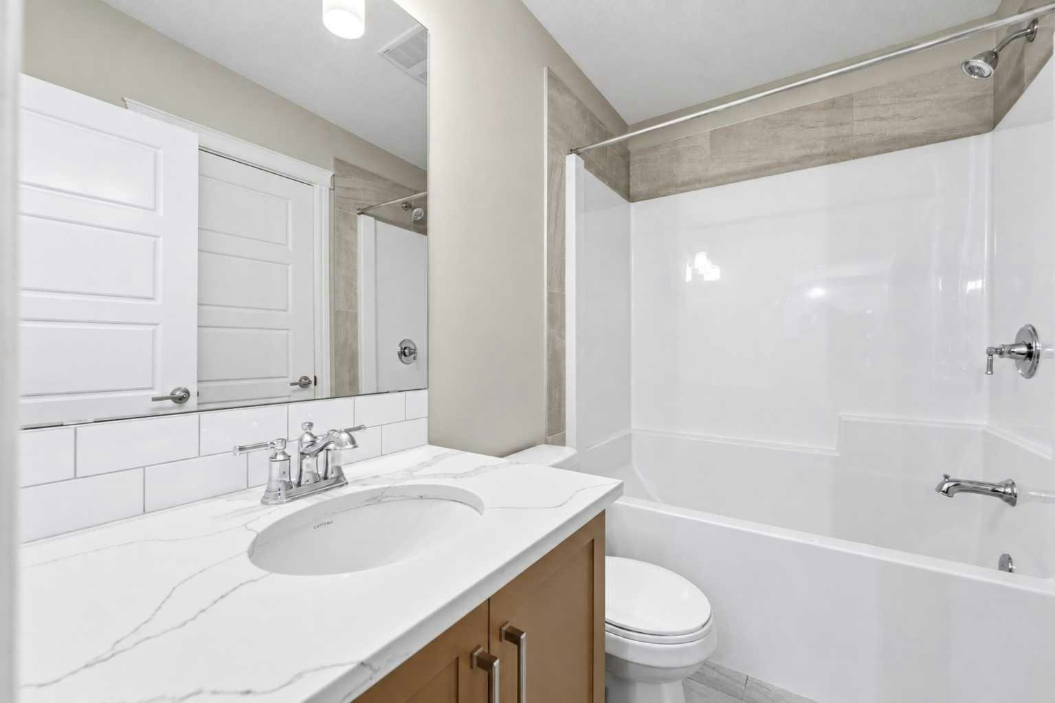211-19661 40 Street SE, Calgary, AB, T3M 3H3 - 31