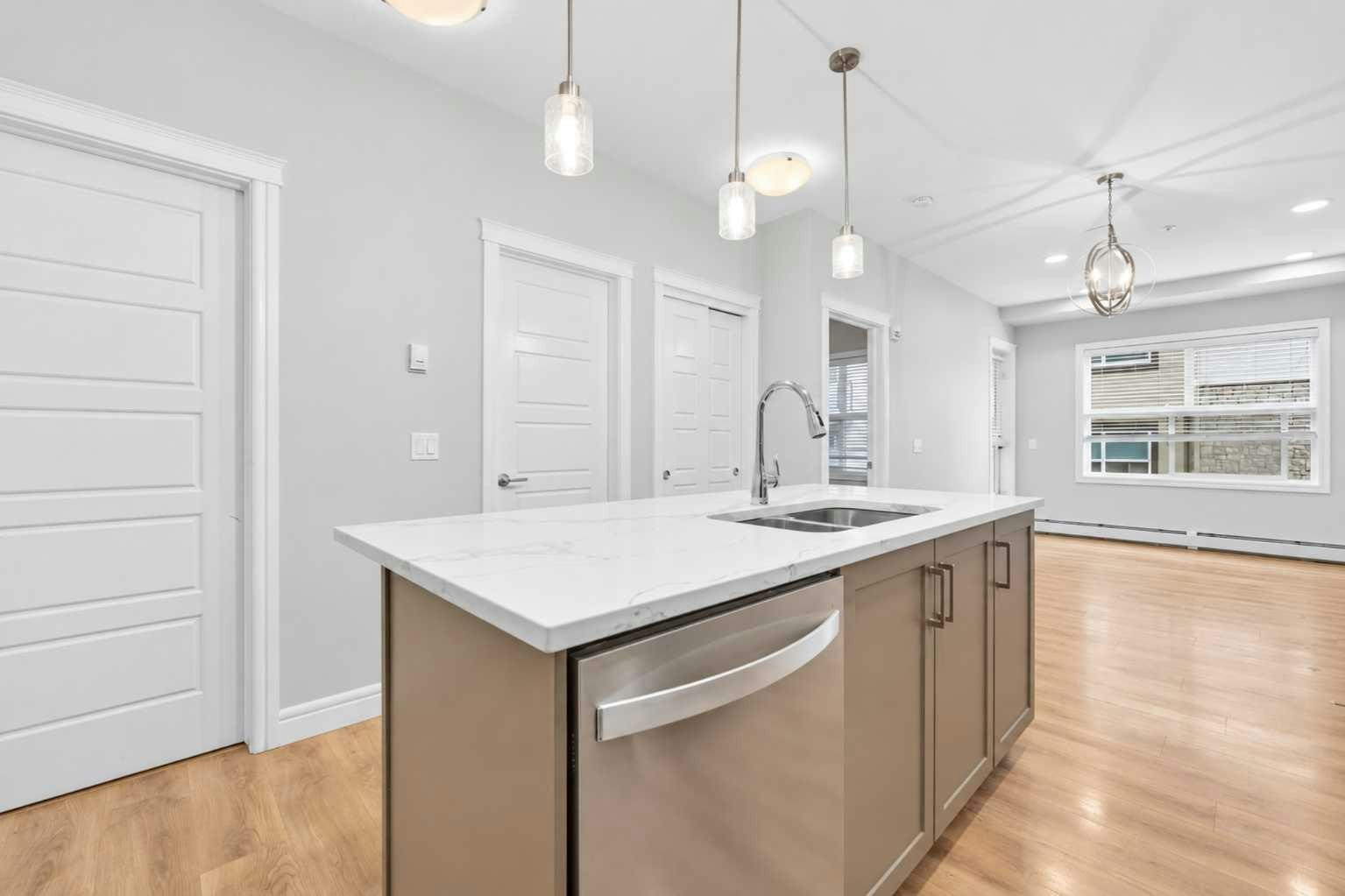 211-19661 40 Street SE, Calgary, AB, T3M 3H3 - 14
