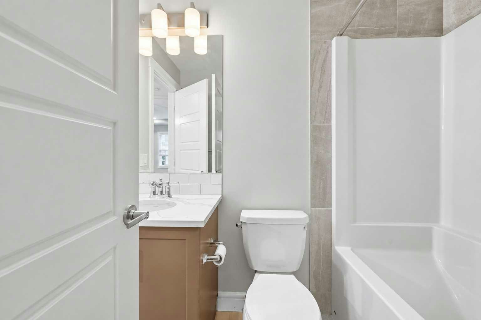 211-19661 40 Street SE, Calgary, AB, T3M 3H3 - 27