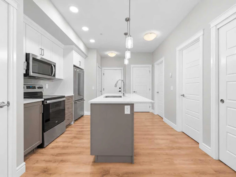 211-19661 40 Street SE, Calgary, AB, T3M 3H3 - 10
