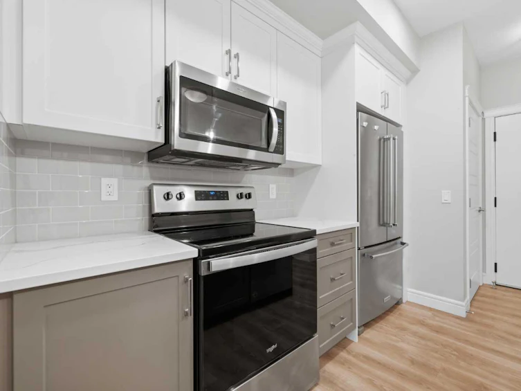 211-19661 40 Street SE, Calgary, AB, T3M 3H3 - 7