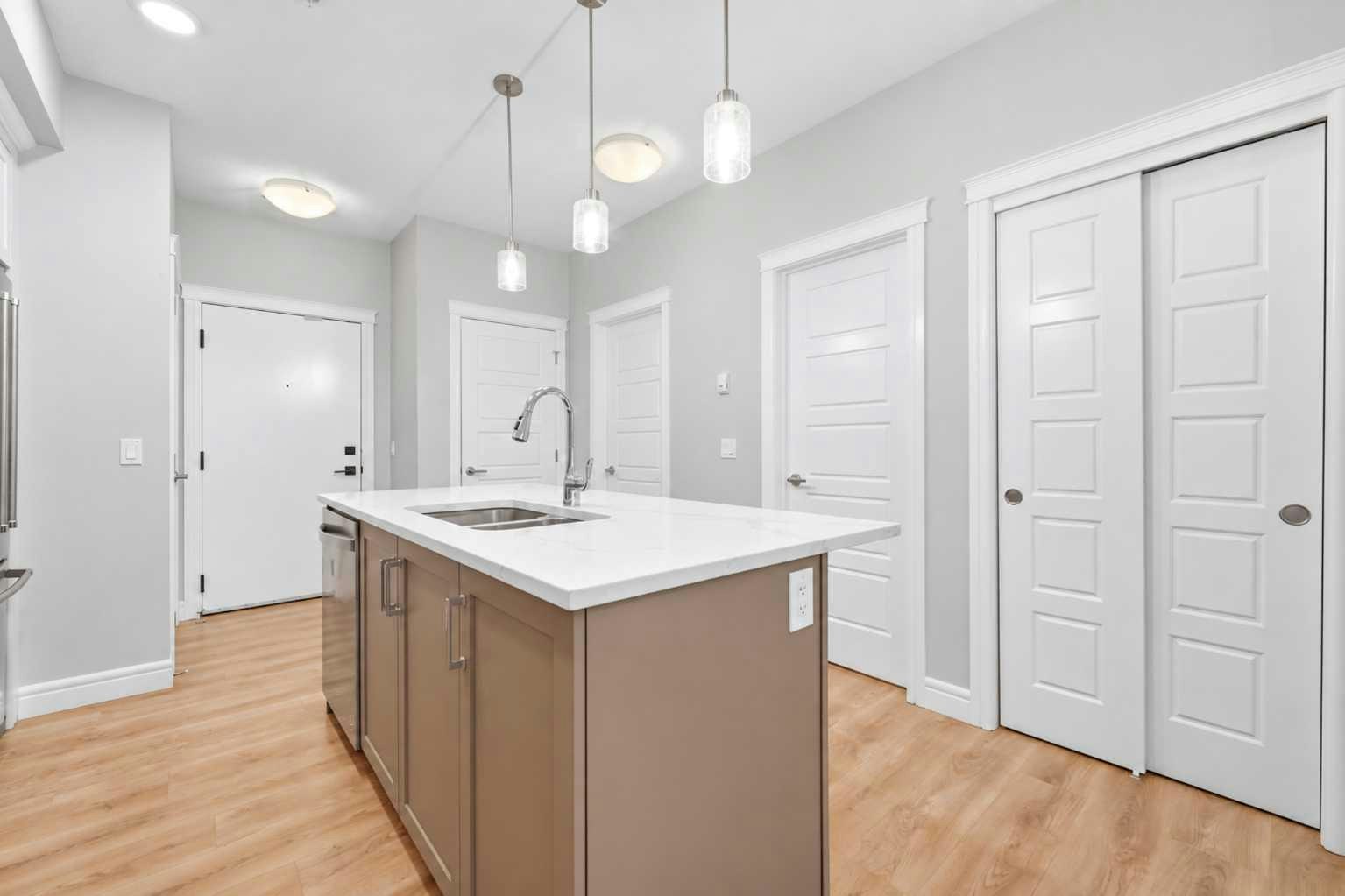 211-19661 40 Street SE, Calgary, AB, T3M 3H3 - 9