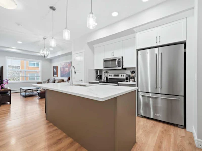211-19661 40 Street SE - 5