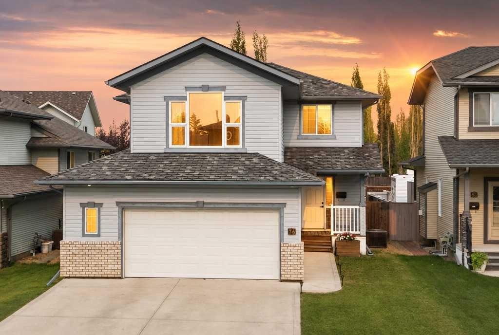 76 Lacey Close, Red Deer, AB, T4R 3R7