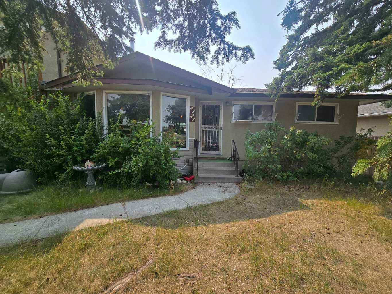 4127 69 Street NW, Calgary, AB, T3B 2J9