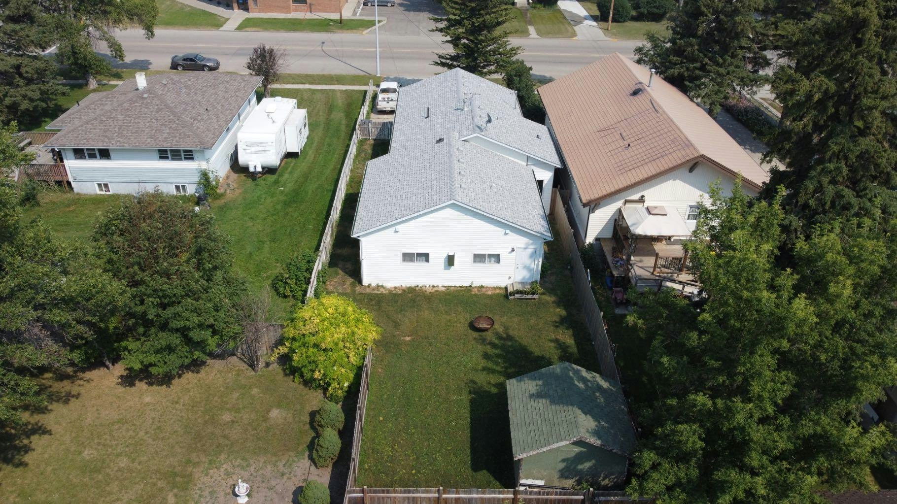 116 S 1 Street W, Magrath, AB, T0K 1J0