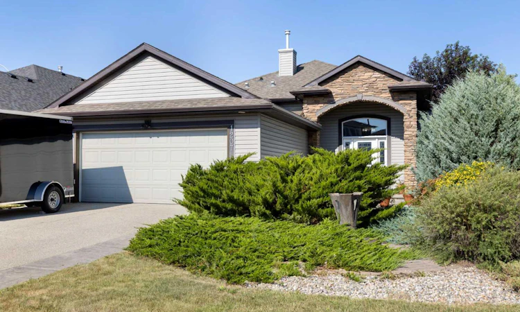 1207 Westmount Drive