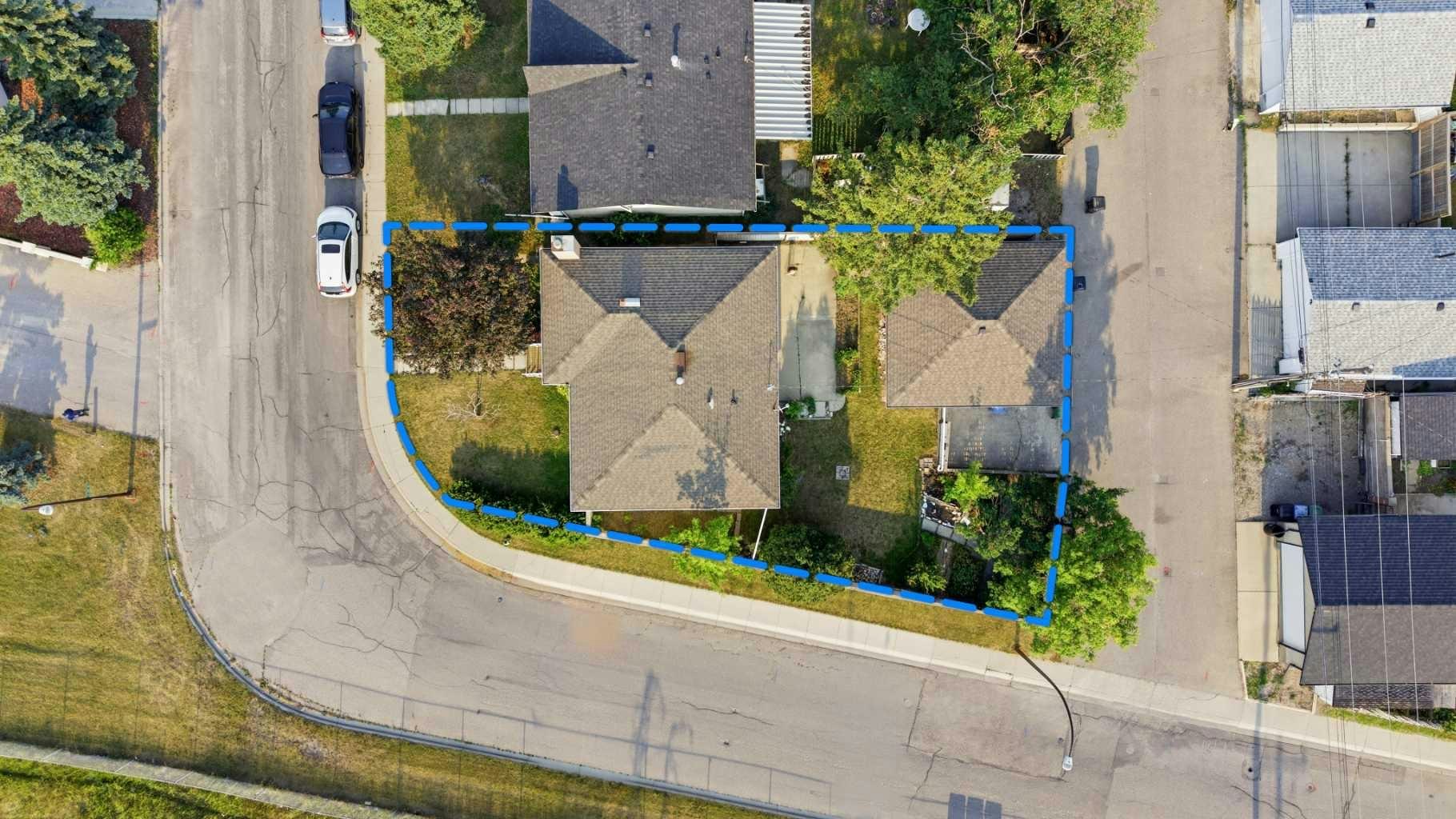 3803 14 Avenue NE, Calgary, AB, T2A 4A5