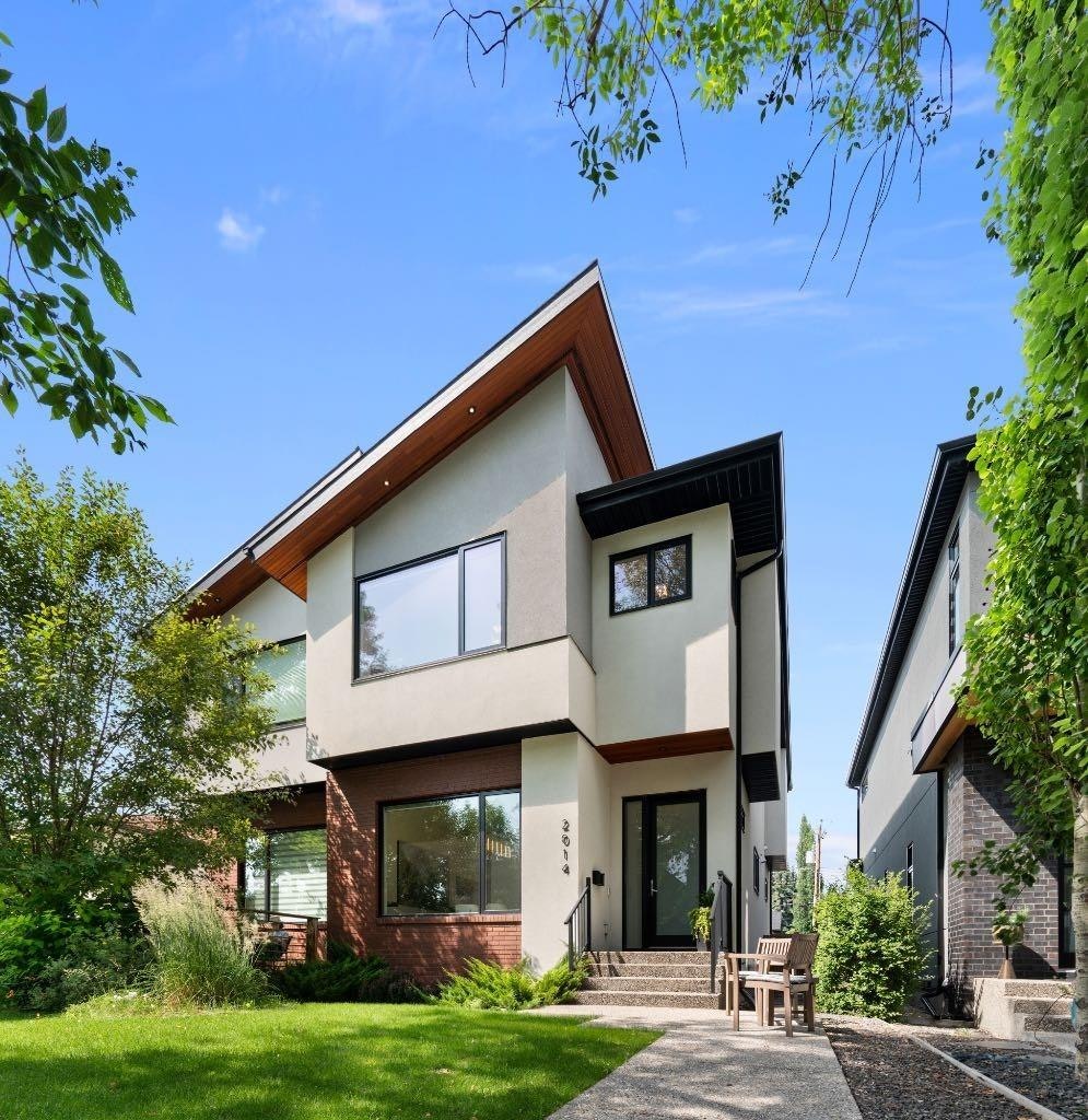2014 48 Avenue SW, Calgary, AB, T2T 2T5