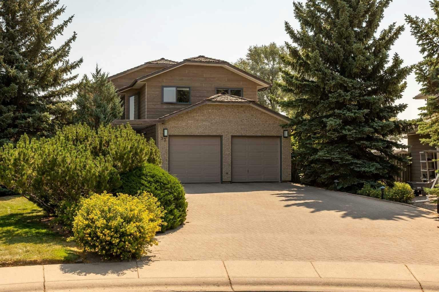 33 Ridgewood Crescent W, Lethbridge, AB, T1K 5Y1