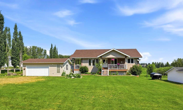 16 Sunnyside Drive
