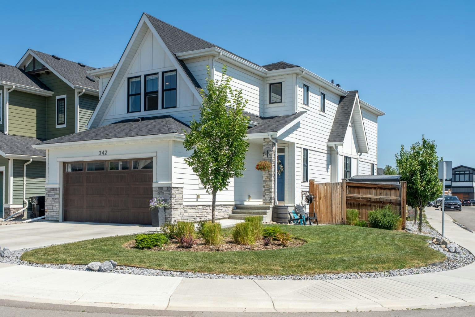 342 Creekstone Way SW, Calgary, AB, T2X 4R4