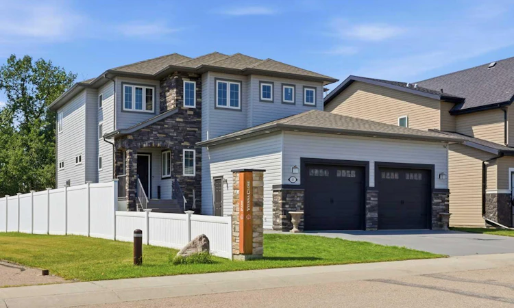 40 Vienna Close
