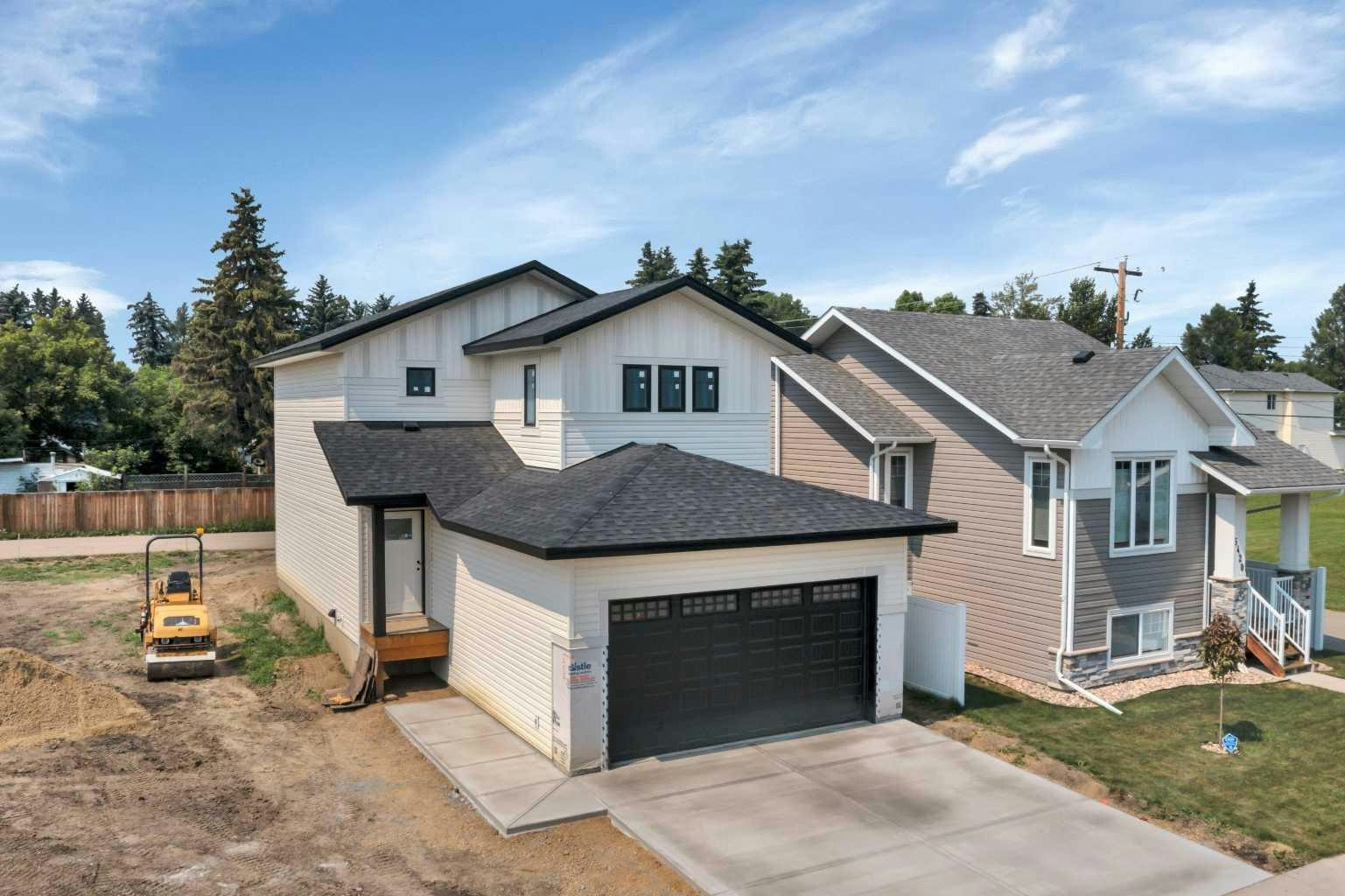 5416 55 Street, Lacombe, AB, T4L 1L9