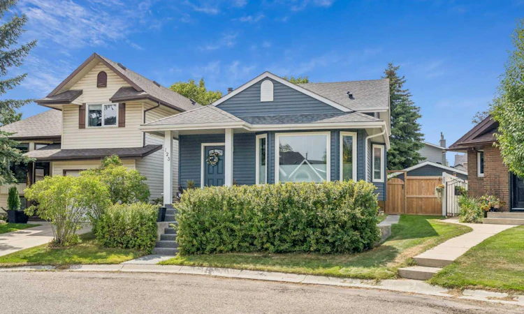 123 Riverbrook Road SE