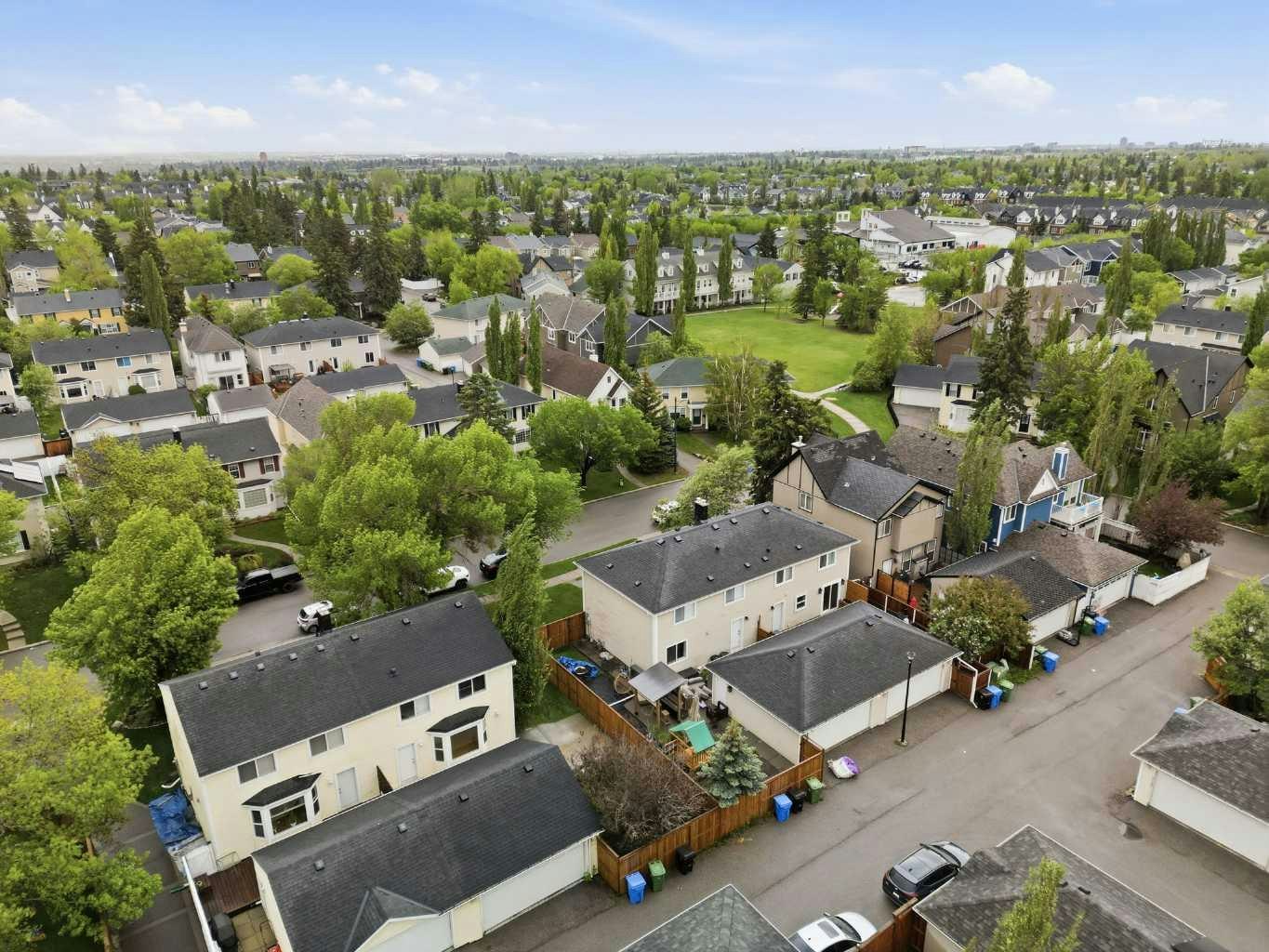 172 Somme Manor SW, Calgary, AB, T2T 6L5