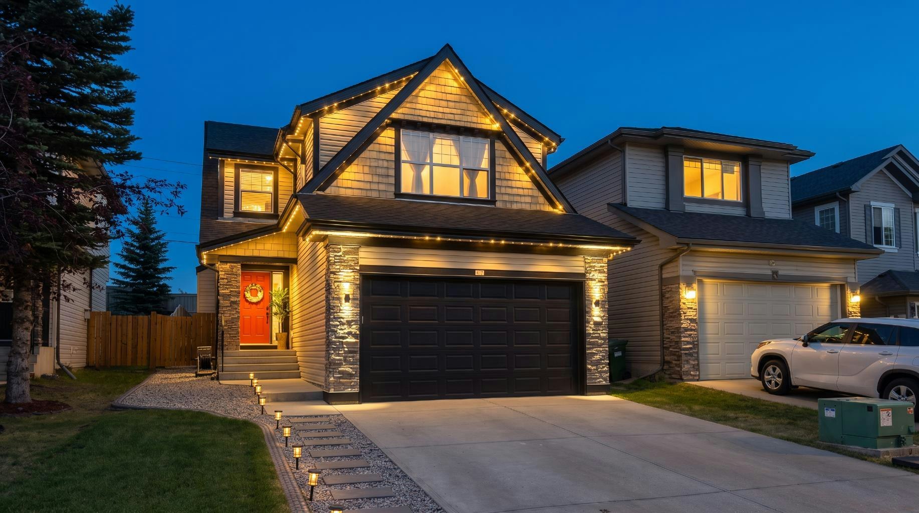 47 Chapman Circle SE, Calgary, AB, T2X 3T8