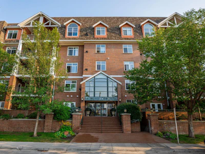 106-59 22 Avenue SW - 2