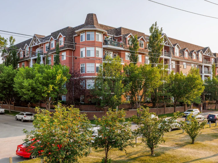 106-59 22 Avenue SW, Calgary, AB, T2S 3C7