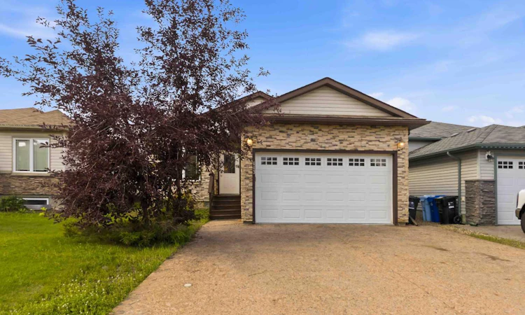 443 Pacific Crescent