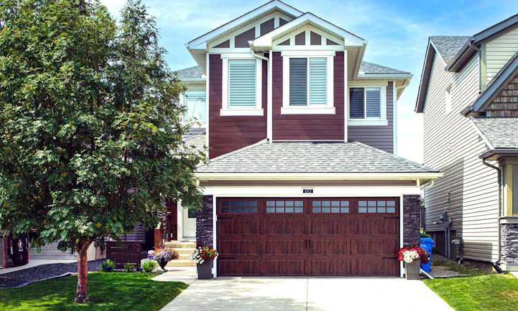 152 Royal Oak Terrace NW