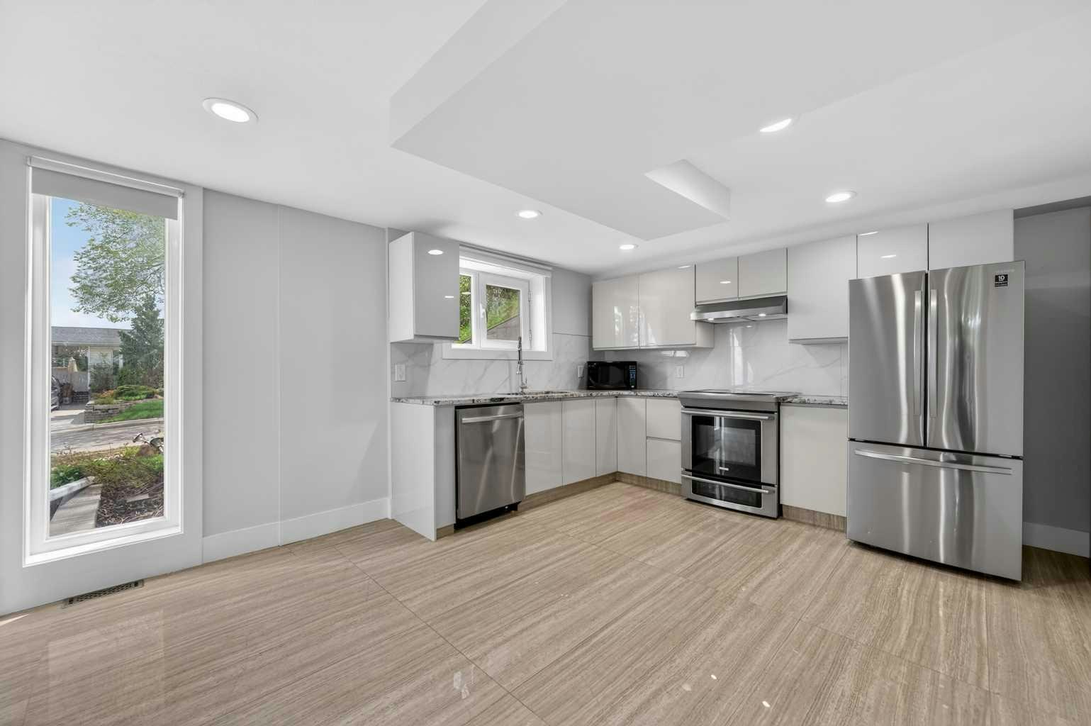 11 Selkirk Drive SW, Calgary, AB, T2W 0M3 - 33