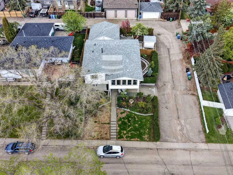 11 Selkirk Drive SW, Calgary, AB, T2W 0M3 - 46
