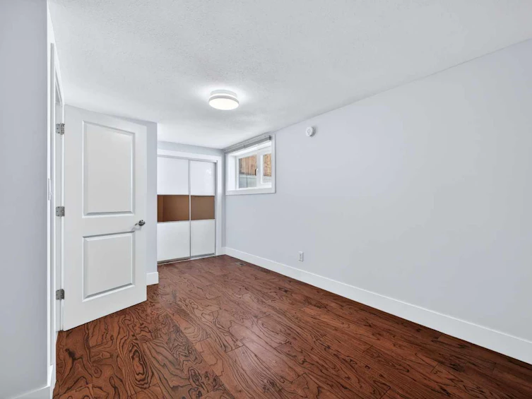 11 Selkirk Drive SW, Calgary, AB, T2W 0M3 - 41