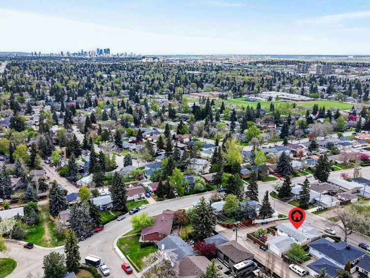 11 Selkirk Drive SW, Calgary, AB, T2W 0M3 - 45