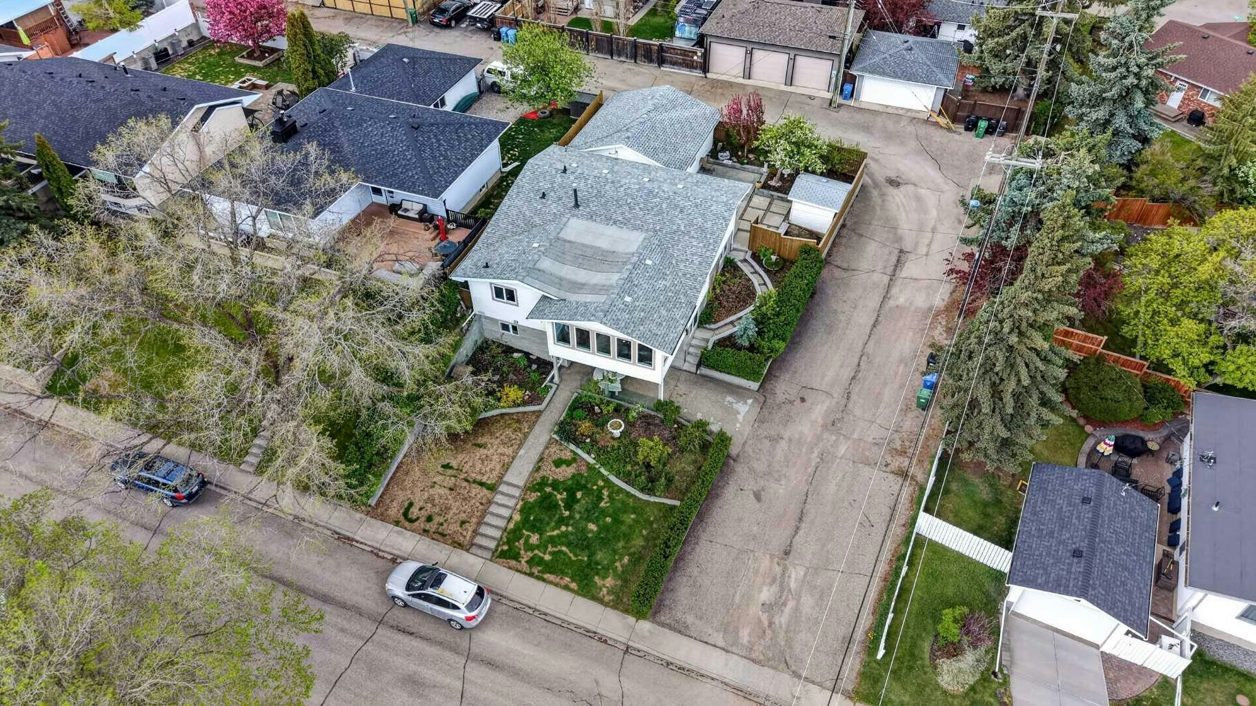 11 Selkirk Drive SW, Calgary, AB, T2W 0M3 - 47