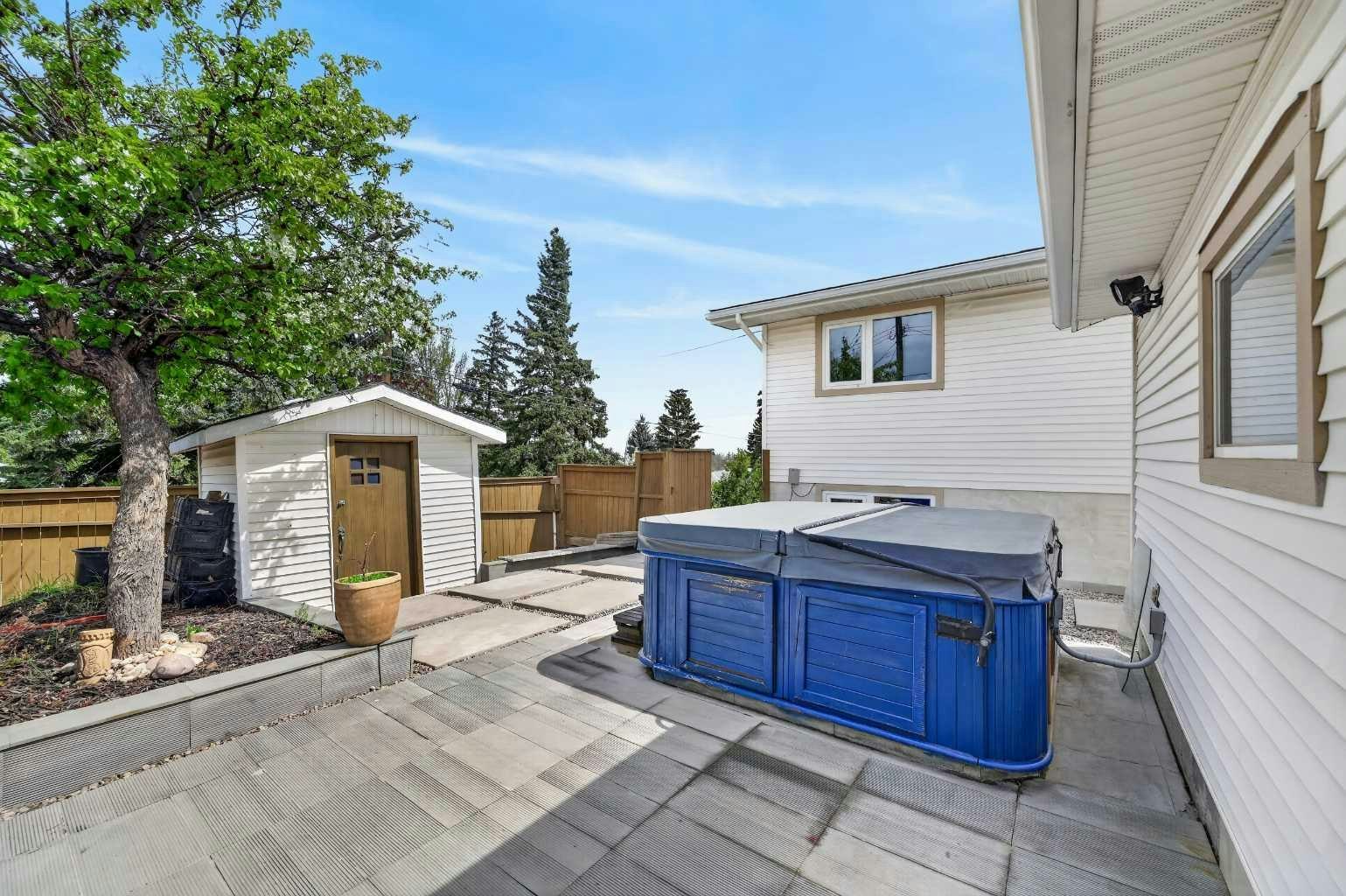 11 Selkirk Drive SW, Calgary, AB, T2W 0M3 - 43