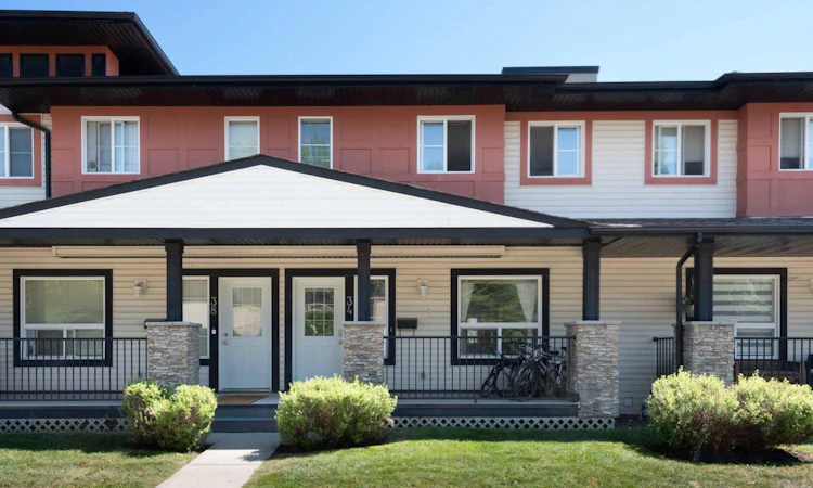 34 Eversyde Common SW