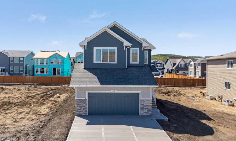 35 Creekside Rise SW