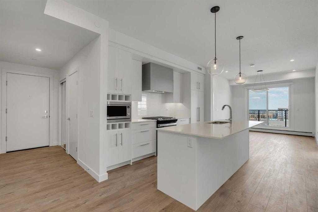 609-8230 Broadcast Avenue SW, Calgary, AB, T3H 6M1 - 2