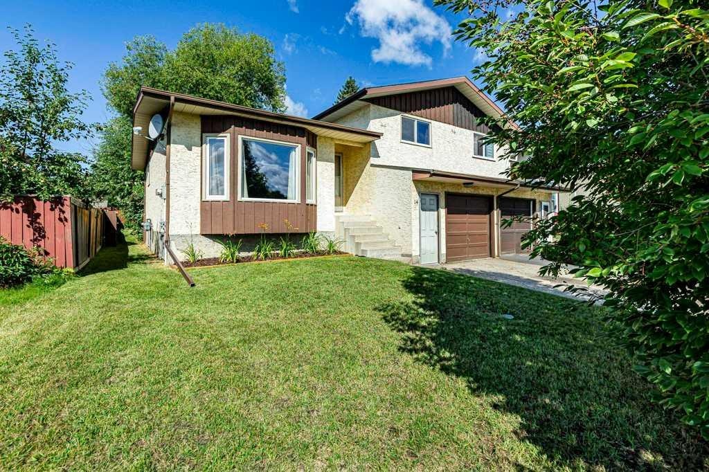 14 Eagle Road, Lacombe, AB, T4L 1S2