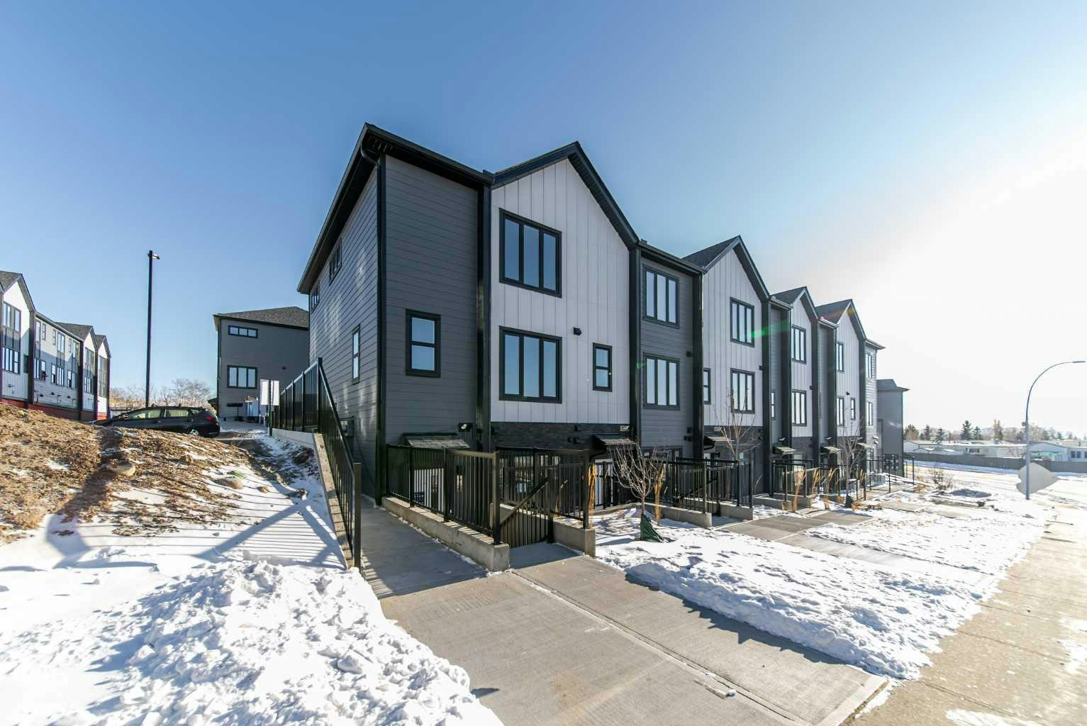 702B-164 Arbour Lake Court NW, Calgary, AB, T3G 0H6