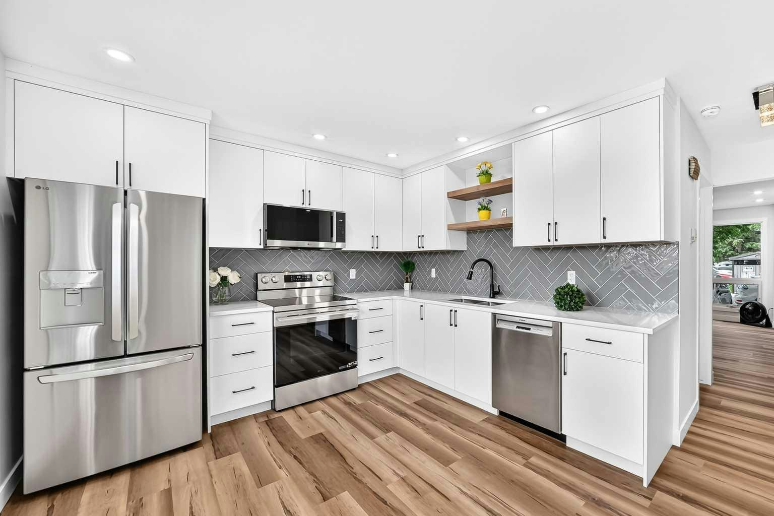 34-9908 Bonaventure Drive SE