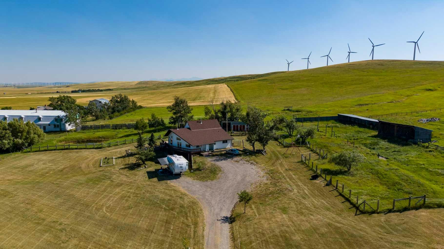 1411 Twp Rd 7 3 Road, Pincher Creek, AB, T0K 1W0