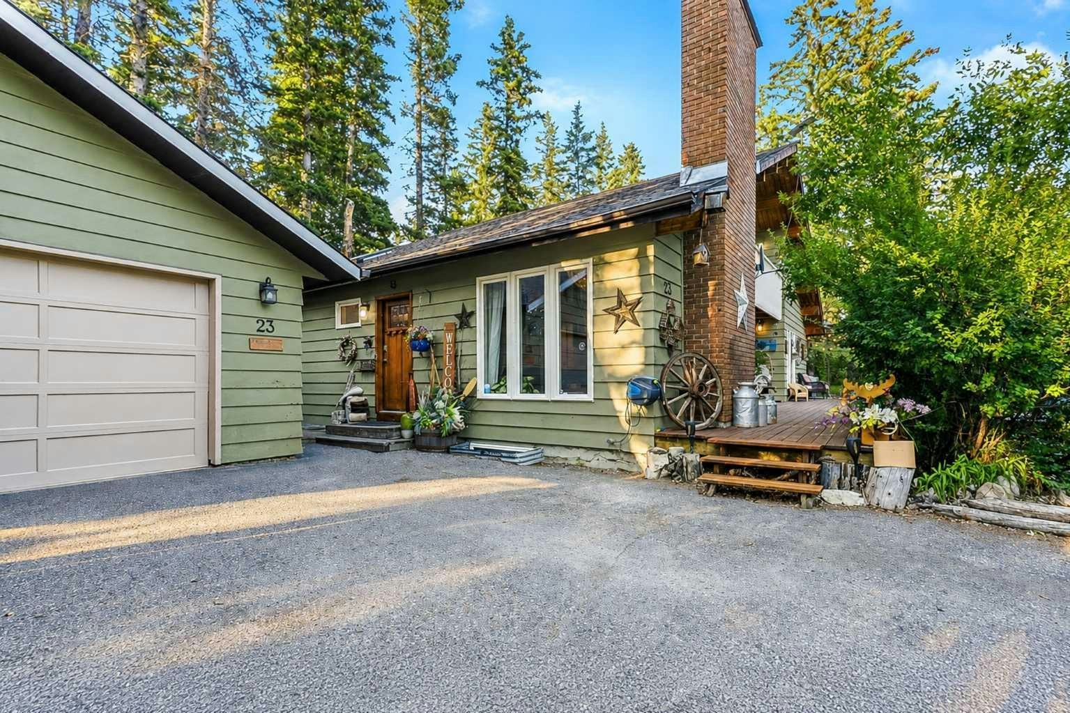 23 Redwood Meadows Drive - 4