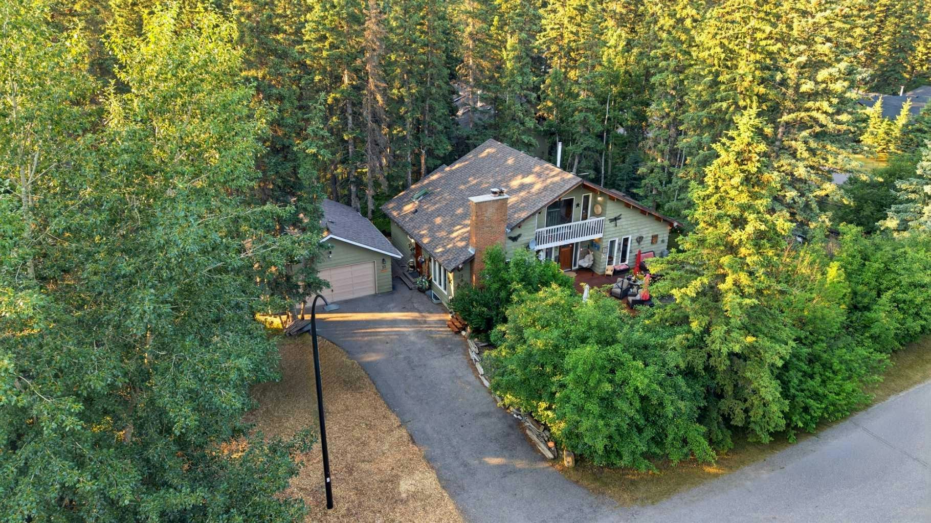 23 Redwood Meadows Drive - 3