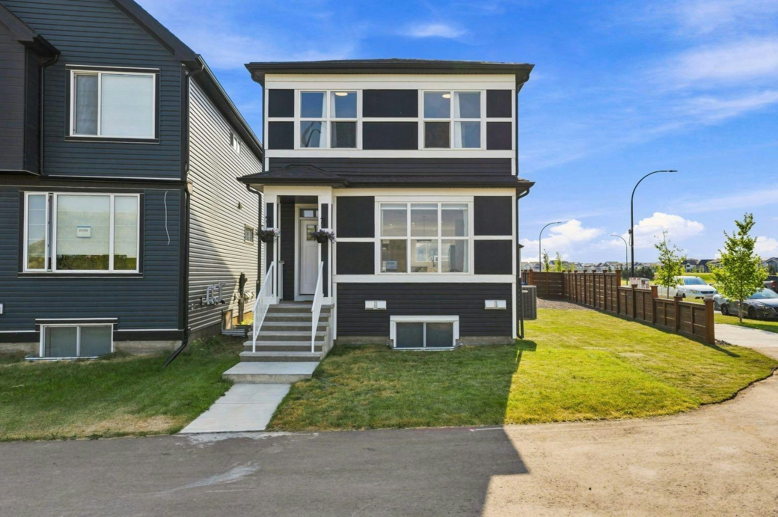 20305 45 Street SE, Calgary, AB, T3M 3W2