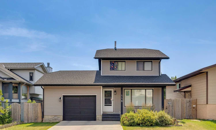 116 Riverbirch Crescent SE