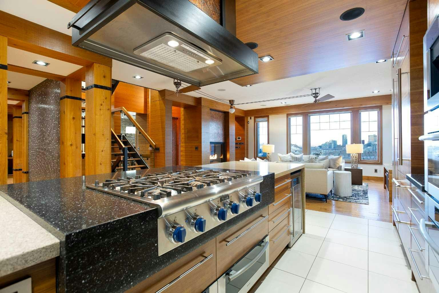 738 Crescent Road NW, Calgary, AB, T2M 4A7 - 12