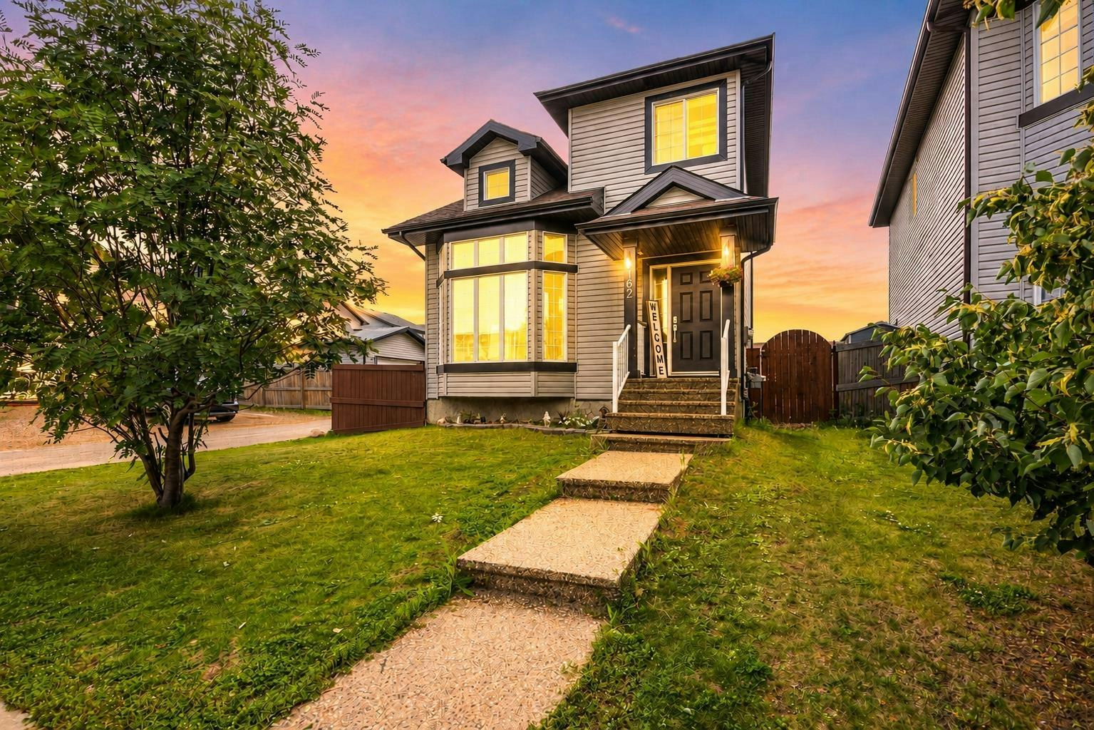 162 Chestnut Way, Fort Mcmurray, AB, T9K 0M7