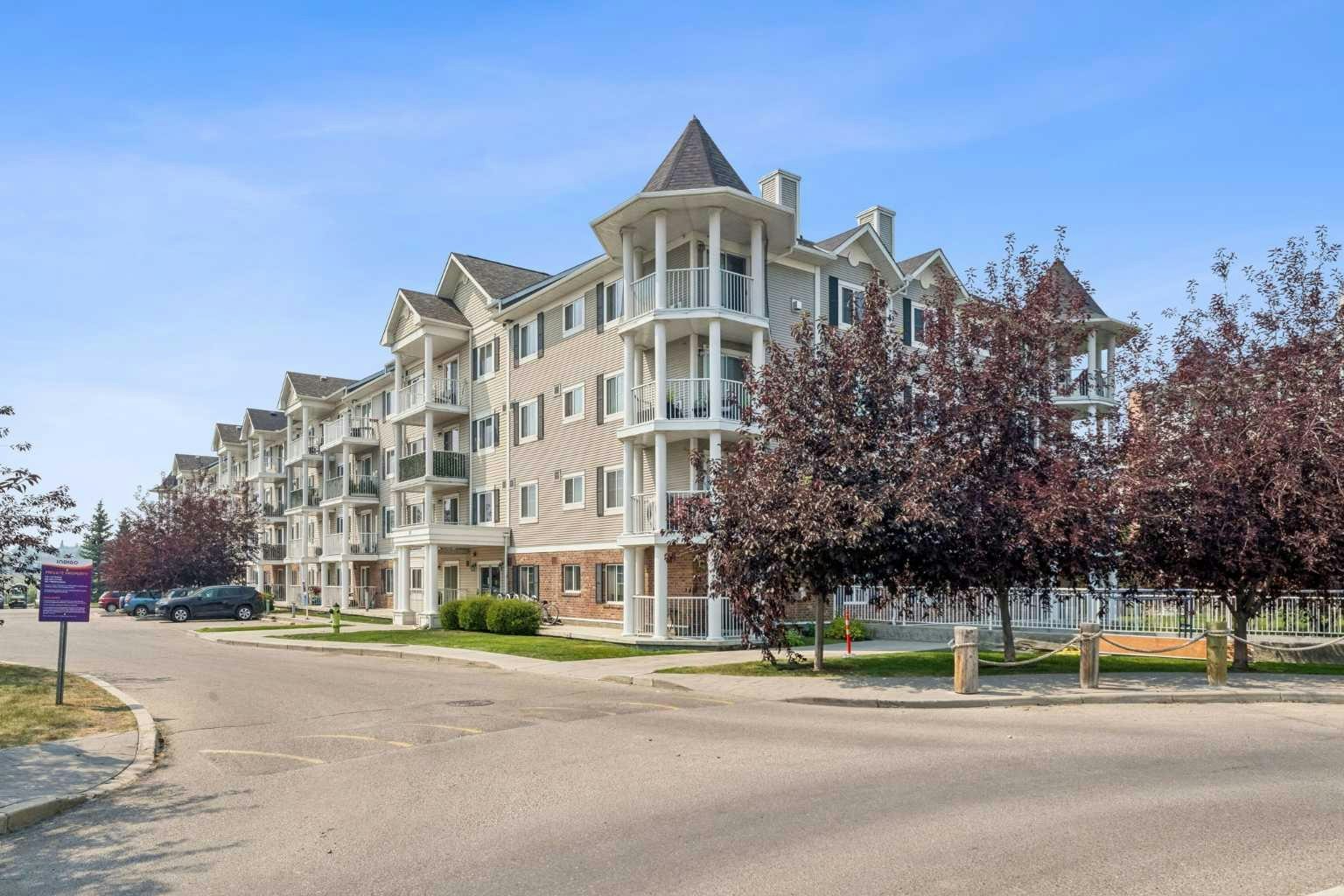 3407-10 Country Village Park NE, Calgary, AB, T3K 0W5