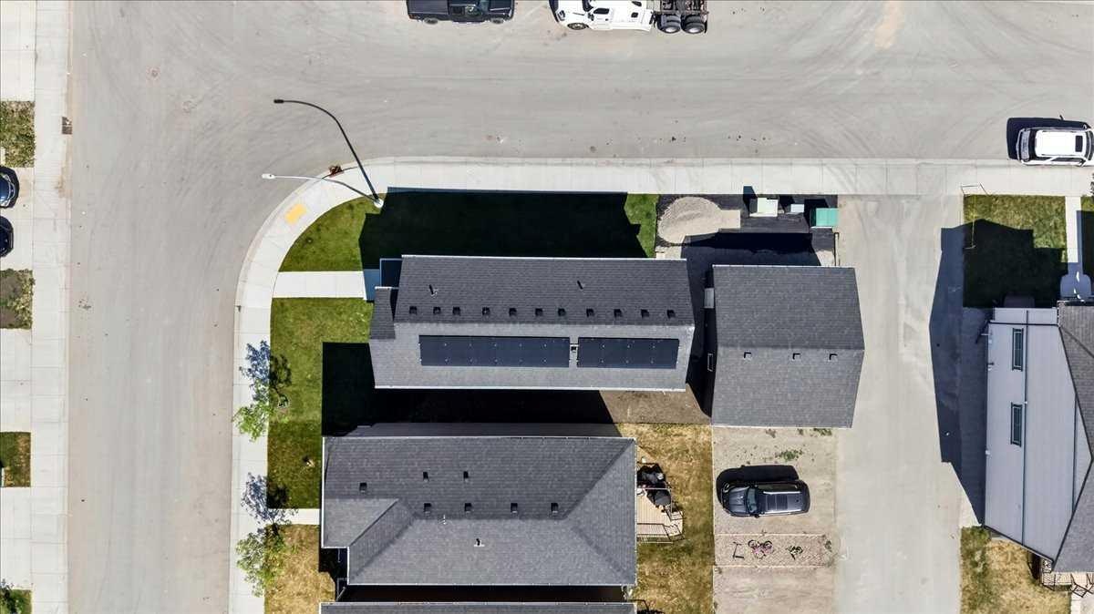 40 Amblefield View NW, Calgary, AB, T3P 2B9