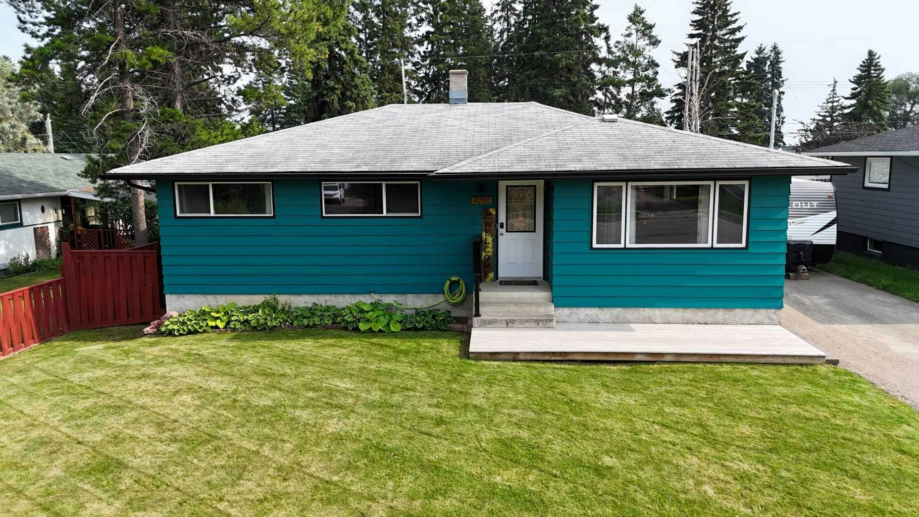 4209 6 Avenue, Edson, AB, T7E 1A5